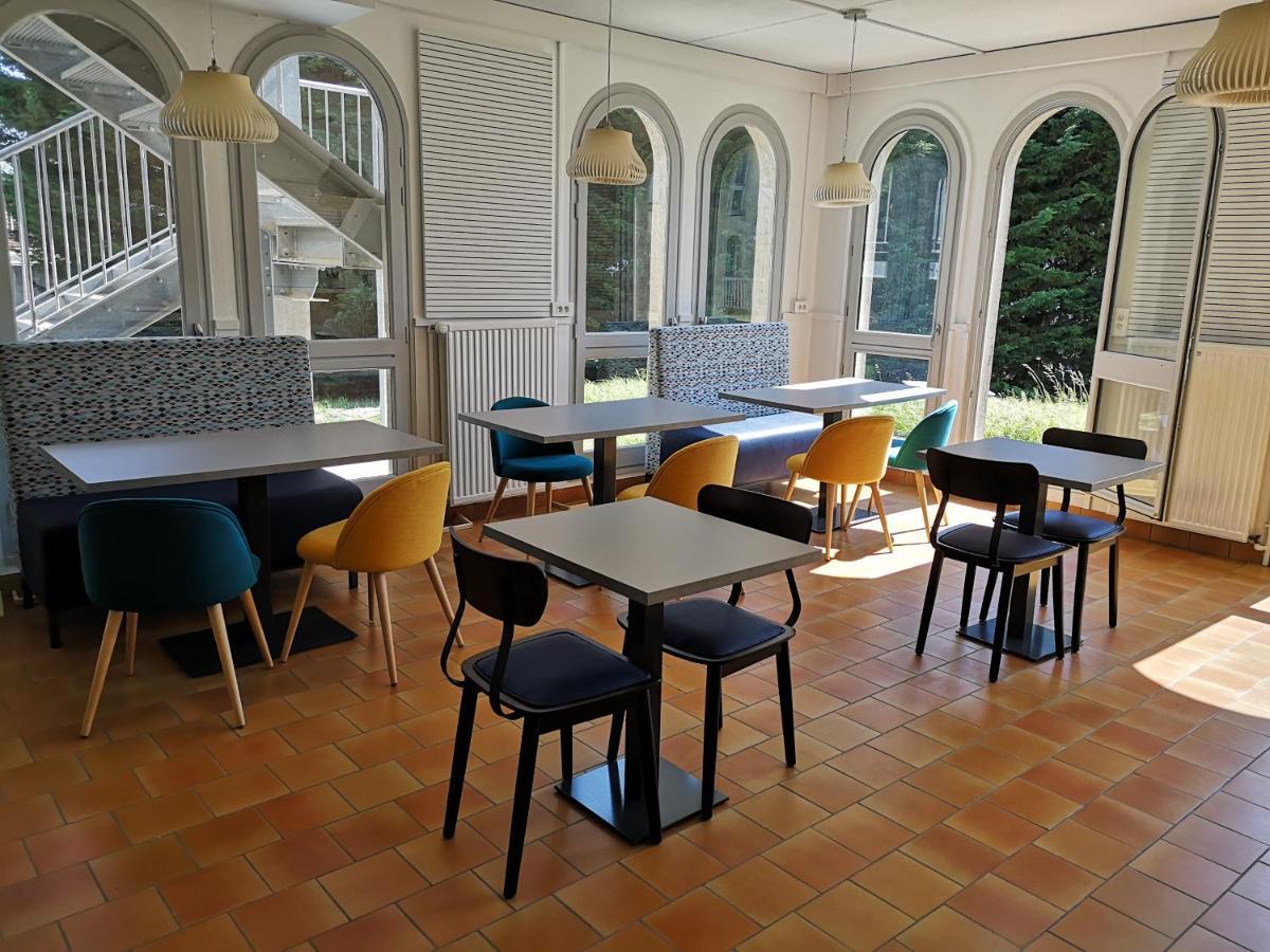 Auberge De Jeunesse D'Orleans Exterior photo