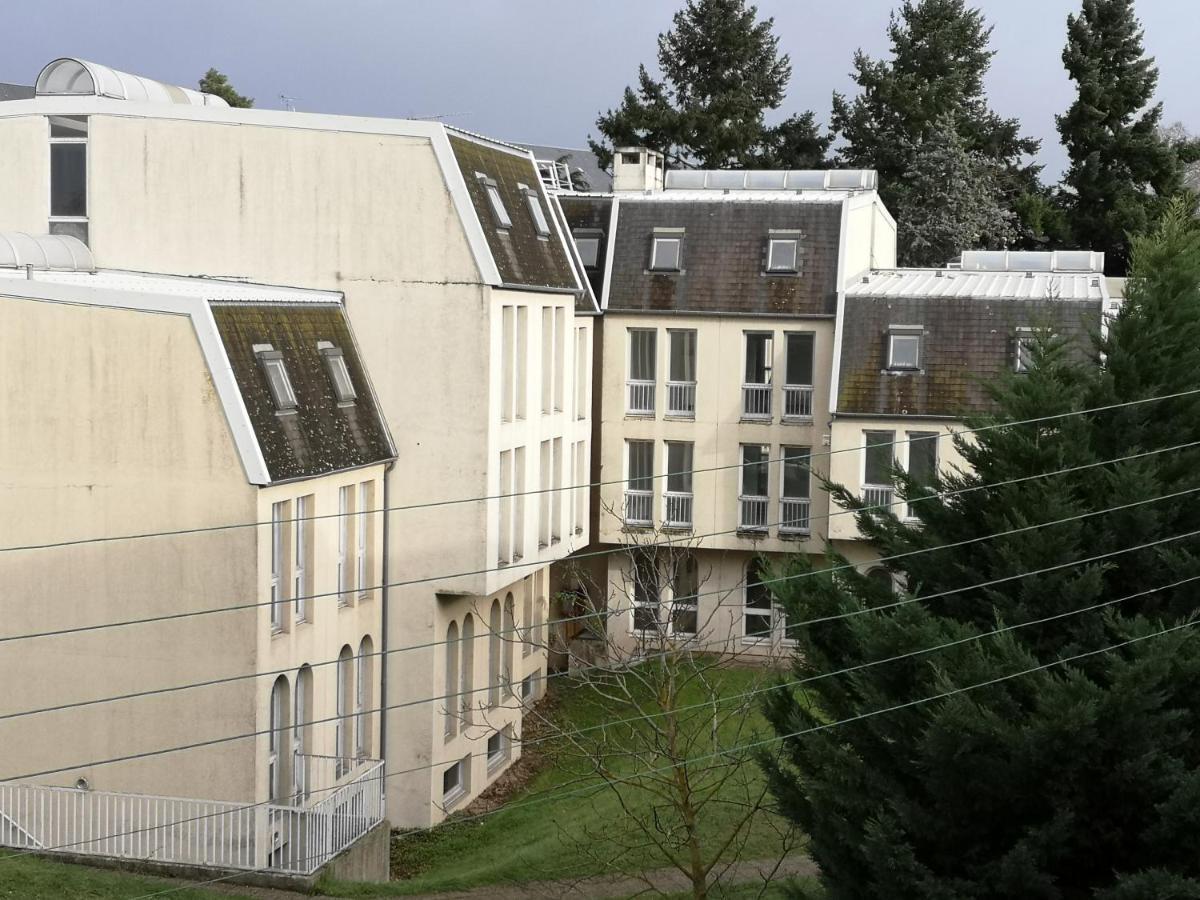 Auberge De Jeunesse D'Orleans Exterior photo